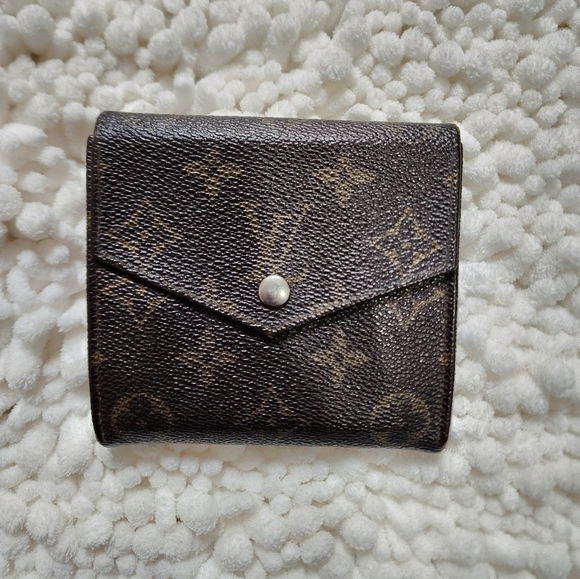 Authentic Louis Vitton Wallet - Picture 3 of 13